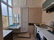 Satılır 2 otaqlı köhnə tikili 70 m², Nizami m., photo 8 from 8