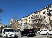 Satılır 3 otaqlı köhnə tikili 55 m², İnşaatçılar m., photo 3 from 8