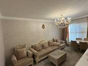 Satılır 2 otaqlı köhnə tikili 65 m², Bakıxanov q., photo 1 from 8