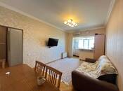 Satılır 3 otaqlı köhnə tikili 70 m², Həzi Aslanov m., photo 2 from 8