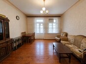 Satılır 2 otaqlı köhnə tikili 65 m², Nizami m., photo 3 from 8