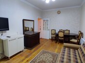 Satılır 2 otaqlı köhnə tikili 38 m², 8 Noyabr m., photo 2 from 8