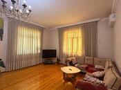 Satılır 7 otaqlı həyət evi/bağ evi 220 m², Badamdar q., photo 1 from 8