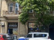 Satılır 3 otaqlı köhnə tikili 106 m², Sahil m., photo 1 from 8