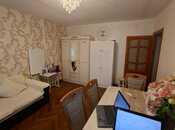 Satılır 2 otaqlı köhnə tikili 55 m², Qara Qarayev m., photo 1 from 8