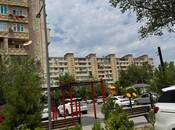 Satılır 2 otaqlı köhnə tikili 65 m², Xalqlar Dostluğu m., photo 1 from 8