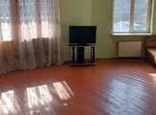 Satılır 2 otaqlı köhnə tikili 65 m², Bakıxanov q., photo 1 from 8
