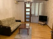 Сдаётся 2-комн. вторичка 40 м², м. Низами, photo 1 from 6