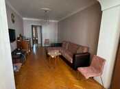 Satılır 2 otaqlı köhnə tikili 65 m², Elmlər Akademiyası m., photo 2 from 8