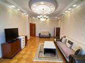 Сдаётся 3-комн. новостройка 120 м², м. Элмляр Академиясы, photo 1 from 8