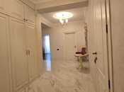 Сдаётся 3-комн. новостройка 136 м², м. Низами, photo 1 from 8