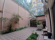 Satılır 11 otaqlı həyət evi/bağ evi 700 m², Nərimanov r., photo 2 from 8