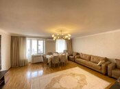 Satılır 3 otaqlı köhnə tikili 70 m², 28 May m., photo 1 from 8