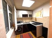 Satılır 2 otaqlı köhnə tikili 50 m², İnşaatçılar m., photo 7 from 8