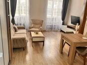 Сдаётся 3-комн. вторичка 54 м², м. Сахил, photo 1 from 8