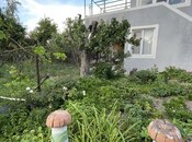Satılır 7 otaqlı həyət evi/bağ evi 200 m², Novxanı q., photo 2 from 8