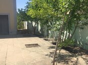 Satılır 5 otaqlı həyət evi/bağ evi 200 m², Novxanı q., photo 1 from 8