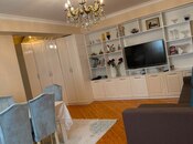 Продаётся 2-комн. новостройка 93 м², м. Иншаатчылар, photo 1 from 8