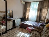 Satılır 1 otaqlı köhnə tikili 30 m², Qara Qarayev m., photo 2 from 8