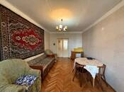 Satılır 3 otaqlı köhnə tikili 80 m², Xalqlar Dostluğu m., photo 2 from 8
