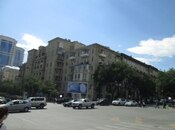 Satılır 5 otaqlı köhnə tikili 140 m², Nəsimi r., photo 1 from 8