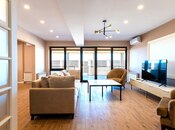 İcarəyə verilir 5 otaqlı həyət evi/bağ evi 370 m², Şüvəlan q., photo 1 from 8