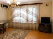 Satılır 2 otaqlı köhnə tikili 60 m², Qara Qarayev m., photo 2 from 8