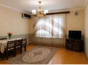 Satılır 2 otaqlı köhnə tikili 60 m², Qara Qarayev m., photo 1 from 8