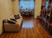 Satılır 3 otaqlı köhnə tikili 75 m², İnşaatçılar m., photo 2 from 7