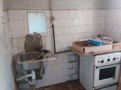 Satılır 1 otaqlı köhnə tikili 35 m², Qara Qarayev m., photo 3 from 7