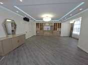 Продаётся 4-комн. новостройка 181 м², м. Кара Караев, photo 1 from 8