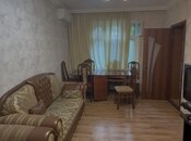 Satılır 3 otaqlı köhnə tikili 60 m², Əhmədli m., photo 1 from 8