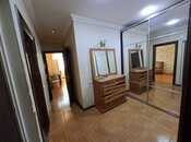 Satılır 2 otaqlı köhnə tikili 60 m², Gənclik m., photo 2 from 8