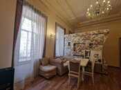 Satılır 2 otaqlı köhnə tikili 56 m², Nizami m., photo 1 from 8