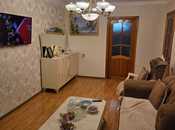 Satılır 3 otaqlı köhnə tikili 57 m², İnşaatçılar m., photo 2 from 8