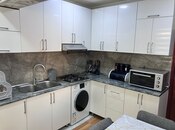 Satılır 3 otaqlı köhnə tikili 75 m², Yeni Günəşli q., photo 1 from 8