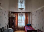 Satılır 2 otaqlı köhnə tikili 49 m², Massiv V q., photo 3 from 8