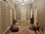Satılır 4 otaqlı köhnə tikili 155 m², İnşaatçılar m., photo 4 from 8