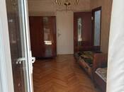 Продаётся 3-комн. вторичка 70 м², м. Кара Караев, photo 3 from 8