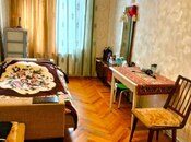Satılır 3 otaqlı köhnə tikili 71 m², Elmlər Akademiyası m., photo 2 from 6