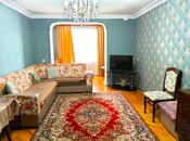 Satılır 3 otaqlı köhnə tikili 71 m², Elmlər Akademiyası m., photo 1 from 6