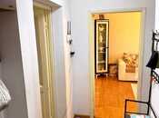 Satılır 3 otaqlı köhnə tikili 70 m², Qara Qarayev m., photo 6 from 8