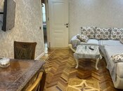 Satılır 3 otaqlı köhnə tikili 80 m², Yeni Günəşli q., photo 1 from 8