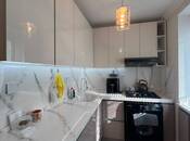 Satılır 2 otaqlı köhnə tikili 50 m², Yasamal r., photo 7 from 8