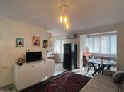 Satılır 2 otaqlı köhnə tikili 50 m², Yasamal r., photo 2 from 8