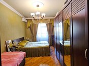 Продаётся 3-комн. вторичка 95 м², м. Кара Караев, photo 3 from 8