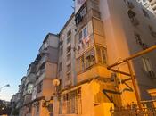 Satılır 2 otaqlı köhnə tikili 42 m², Elmlər Akademiyası m., photo 1 from 8