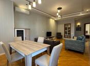 Сдаётся 3-комн. новостройка 140 м², м. Низами, photo 2 from 8