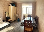 Продаётся 2-комн. вторичка 45 м², м. Кара Караев, photo 2 from 7