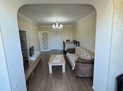 Satılır 3 otaqlı köhnə tikili 60 m², Qara Qarayev m., photo 3 from 8